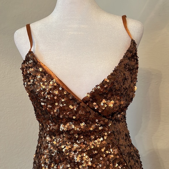 Sequin mini dress - Picture 3 of 5